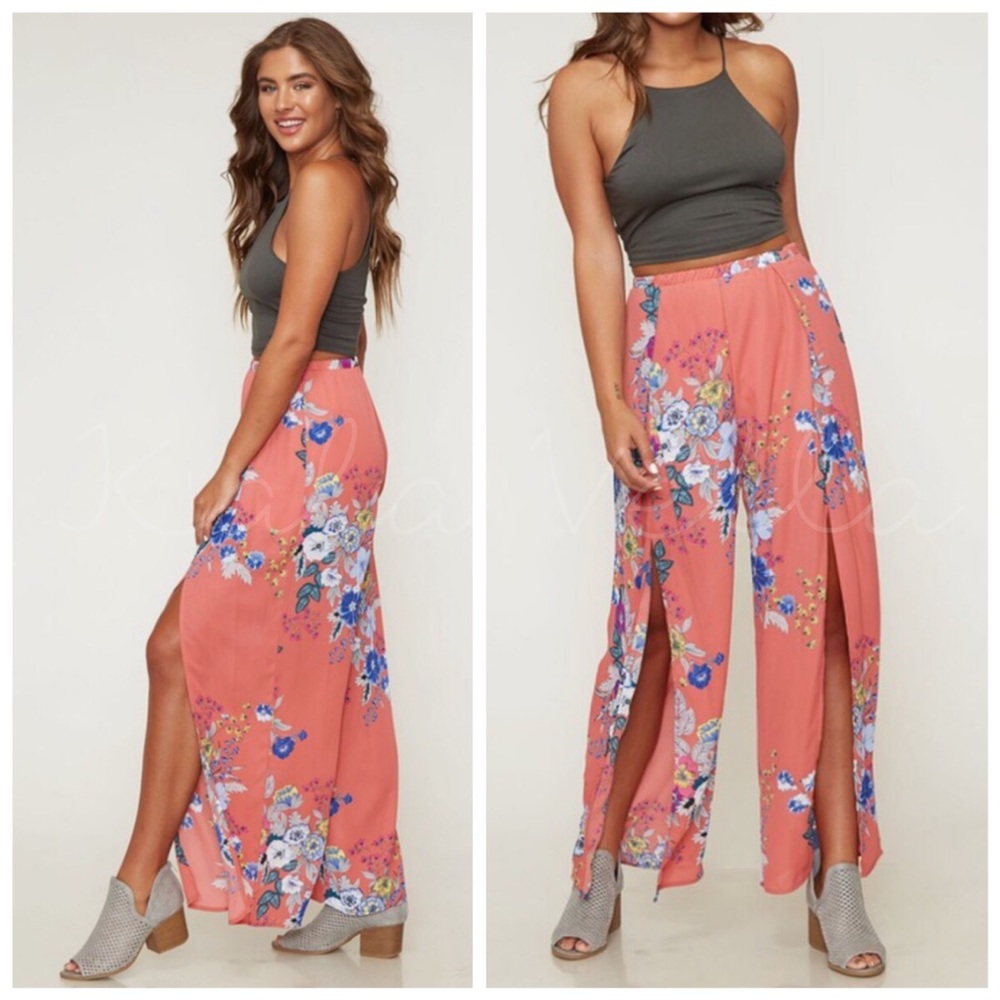 New coral floral thigh slit pants